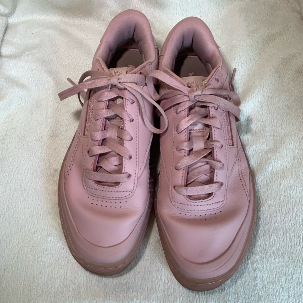 Reebok Blush Pink platform Leather Sneakers - Picture 3 of 10